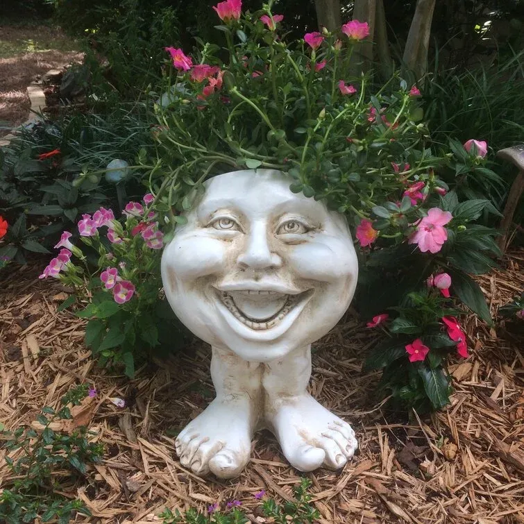 Muggly's The Face Aunt Minnie Statue Planter